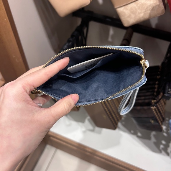 NWT🍒Coach Corner Zip Wristlet In Loved Light Indigo Denim With Cherry Charms - Picture 2 of 4